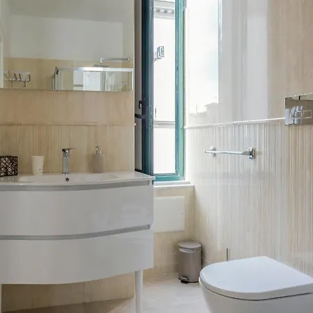 Alojamento de Acomodação e Pequeno-almoço Chiostro San Francesco - Casa Di Ospitalità Religiosa 5*