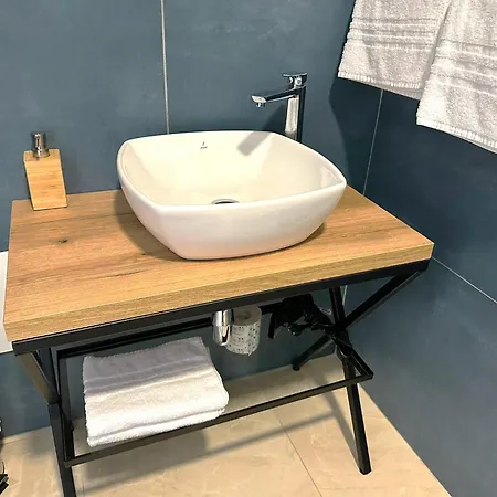 Chiostro San Francesco - Casa Di Ospitalità Religiosa Nápoles